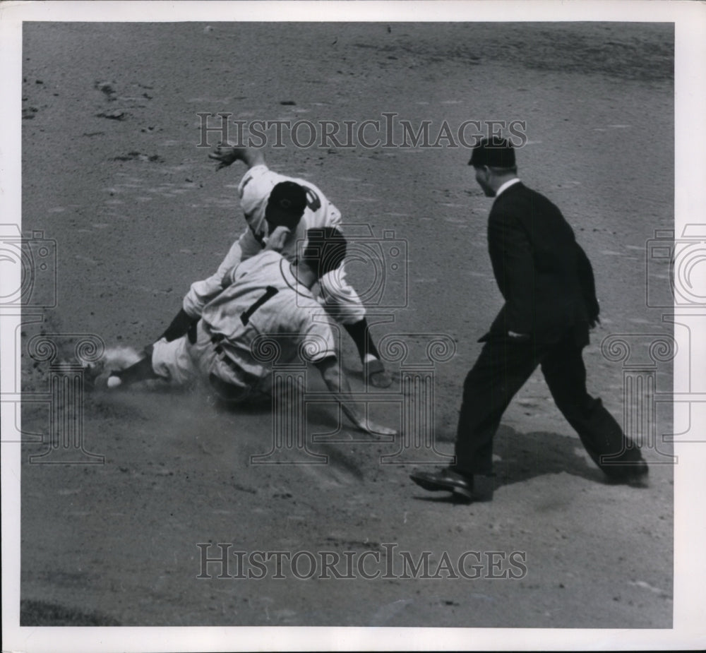 1951 Press Photo Eddie Jousty of Athletics vs Indians Ray Boone - nes30531 - Historic Images