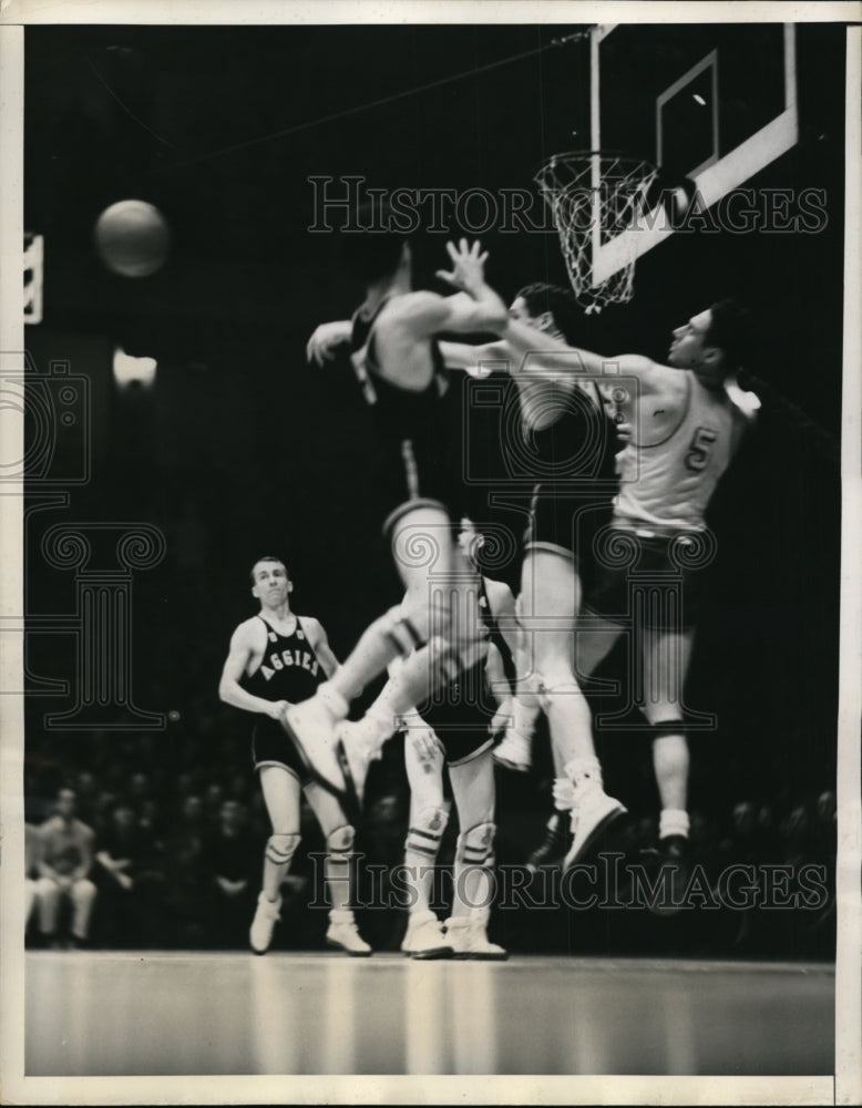 1938 Press Photo NYU vs Oklahoma basketball, H Slade, D Krueger - nes31370 - Historic Images