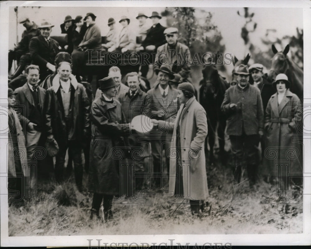 1934 Press Photo Claudia Phelps, 4th place at pointer trials Pinehurst NC- Historic Images