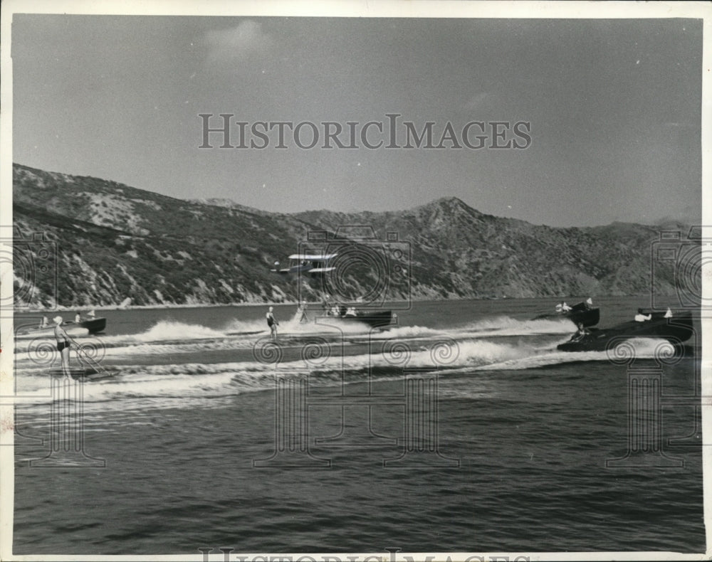 1935 Press Photo Aquaplane skiers at Santa Catalina Calif in a race - nes31784 - Historic Images