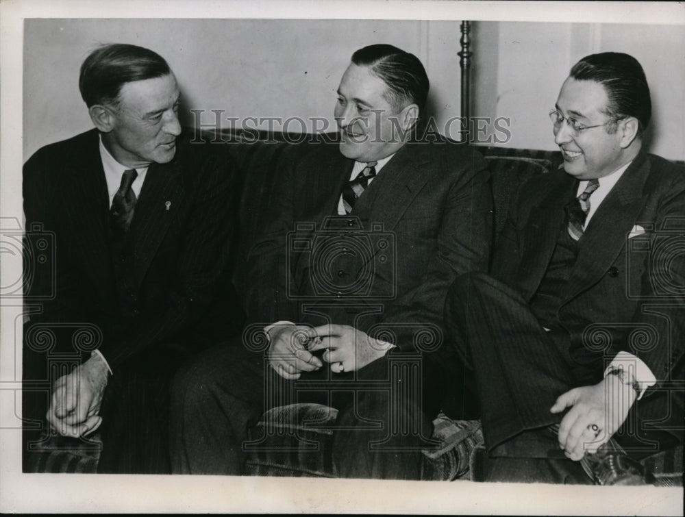 1937 Press Photo Joe McCarthy Yankee mgr, Sarge Street, Wm DeWitt - nes32340 - Historic Images