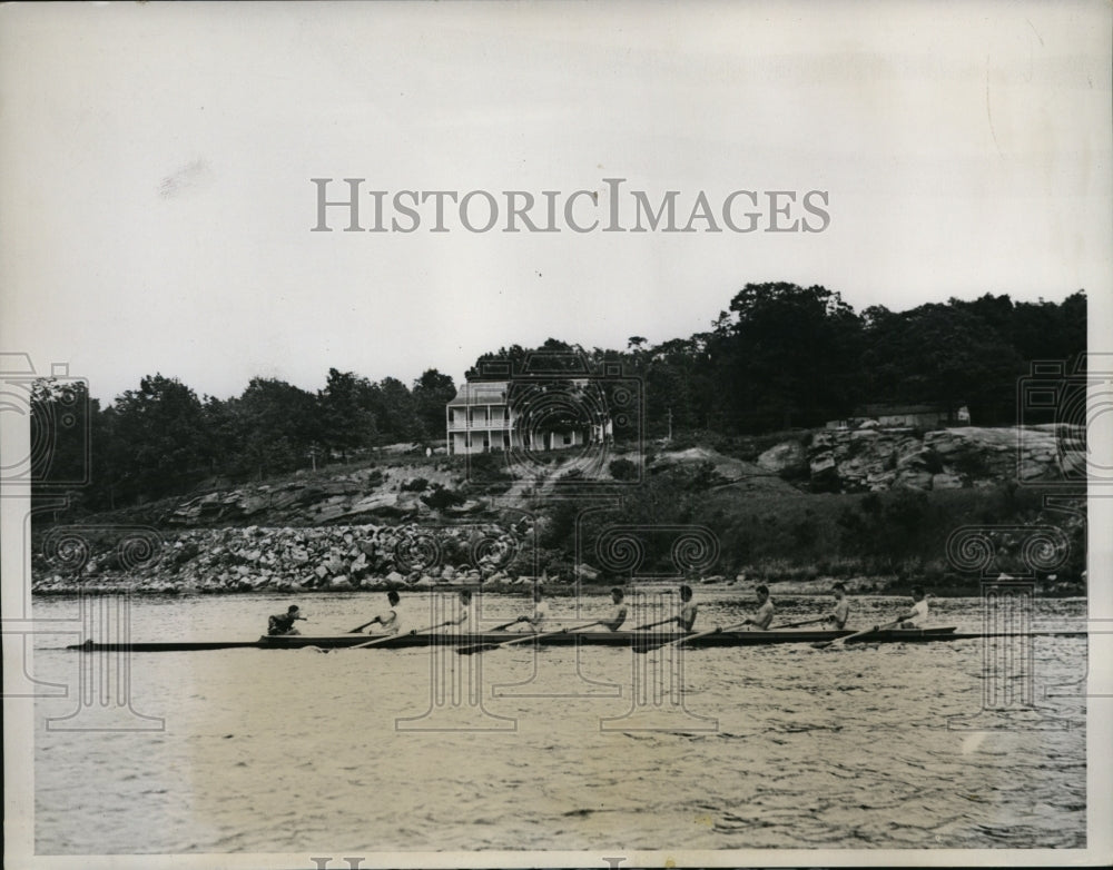 1934 Press Photo Harvard Univ crew on Thames river at New London - nes32372- Historic Images