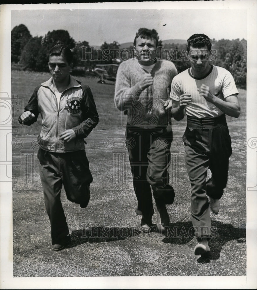 1939 Press Photo Lou Ambers begins training for upcoming fight - nes33015 - Historic Images