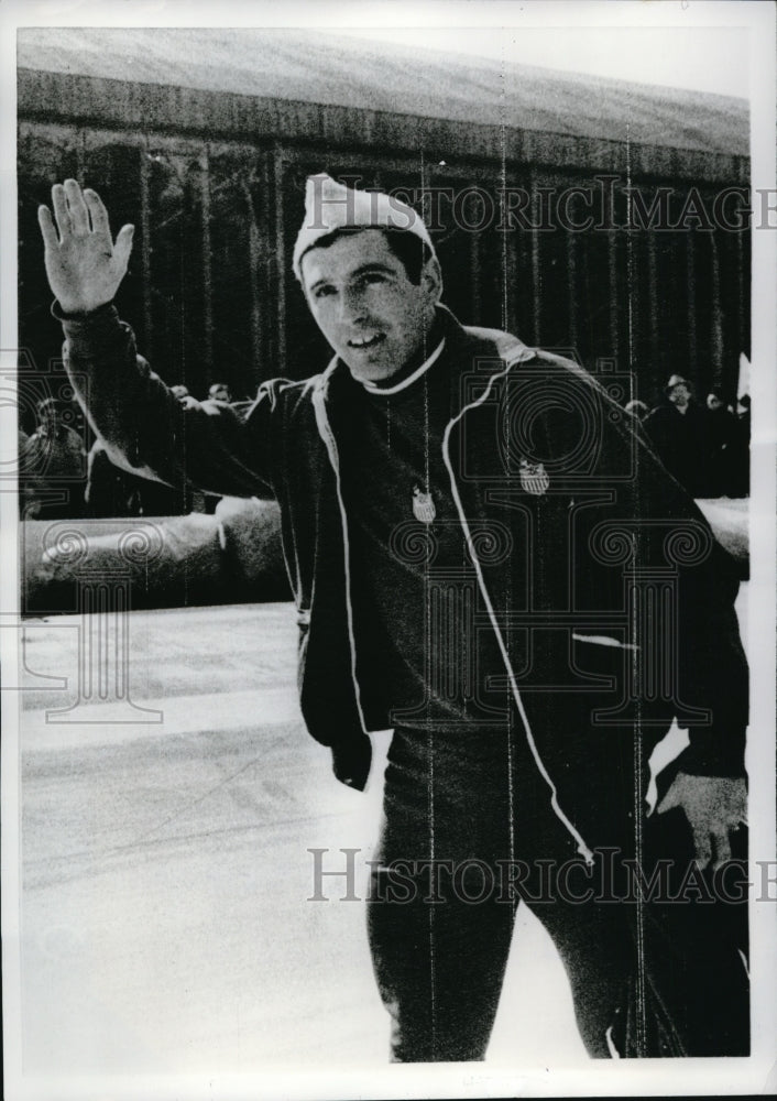 1968 Press Photo Terry McDermott speed skater wins Silver at Grenoble France - Historic Images