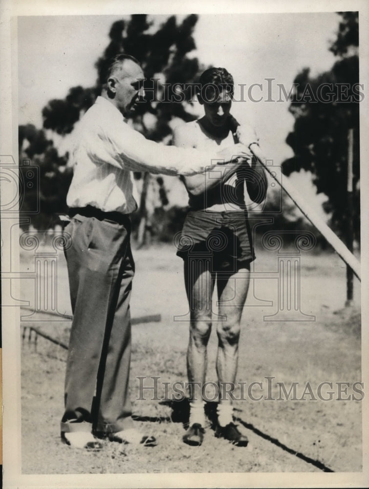 1932 Press Photo Lawson Robertson head US Olympic team, Bryce Beecher- Historic Images