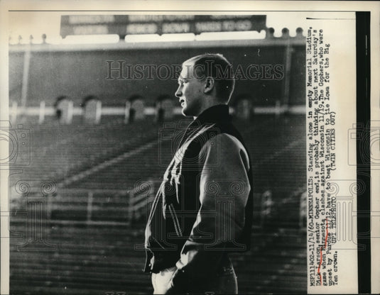 1960 Press Photo Dick Larson senior Gopher of Minn U at Memorial Stadium - Historic Images