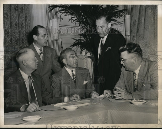 1944 Press Photo College Football Coaches Assn in NYC Bill Alexander, Lou Little - Historic Images