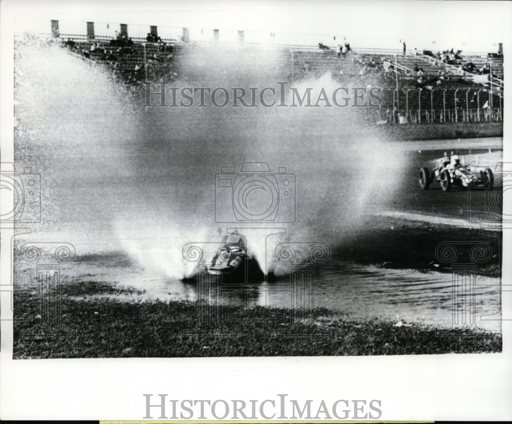 1970 Press Photo Michael Walker in Formula V car at Daytona Beach Florida - Historic Images