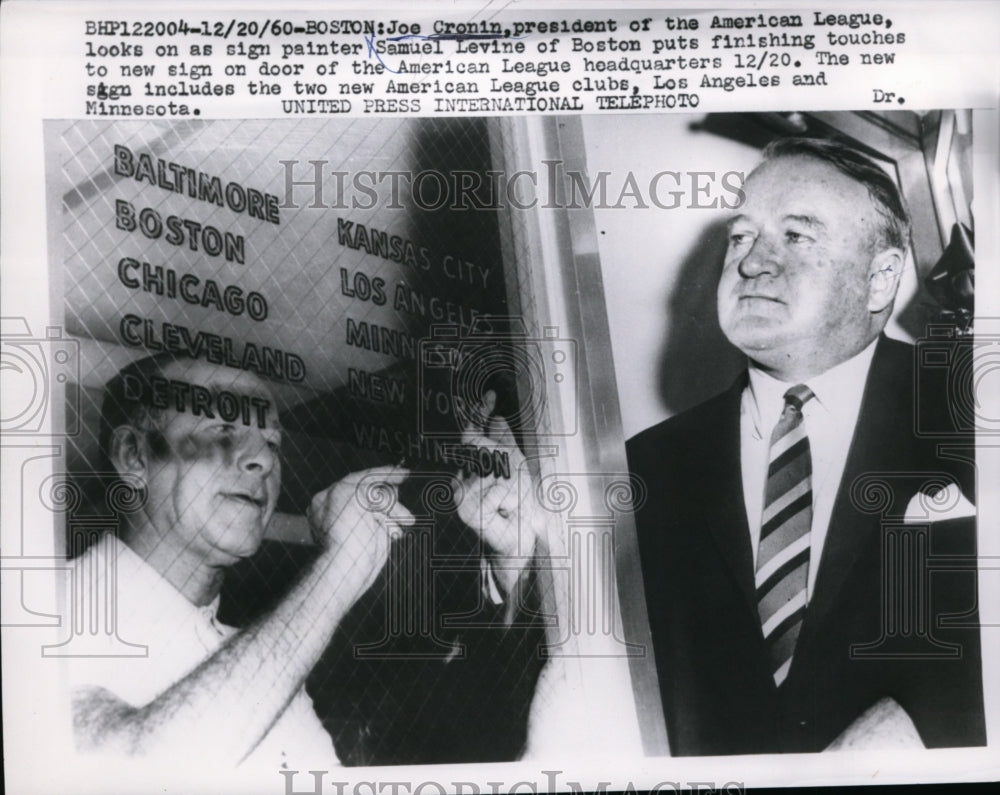 1960 Press Photo Joe Cronin president of American League &amp; painter Sam Levine- Historic Images