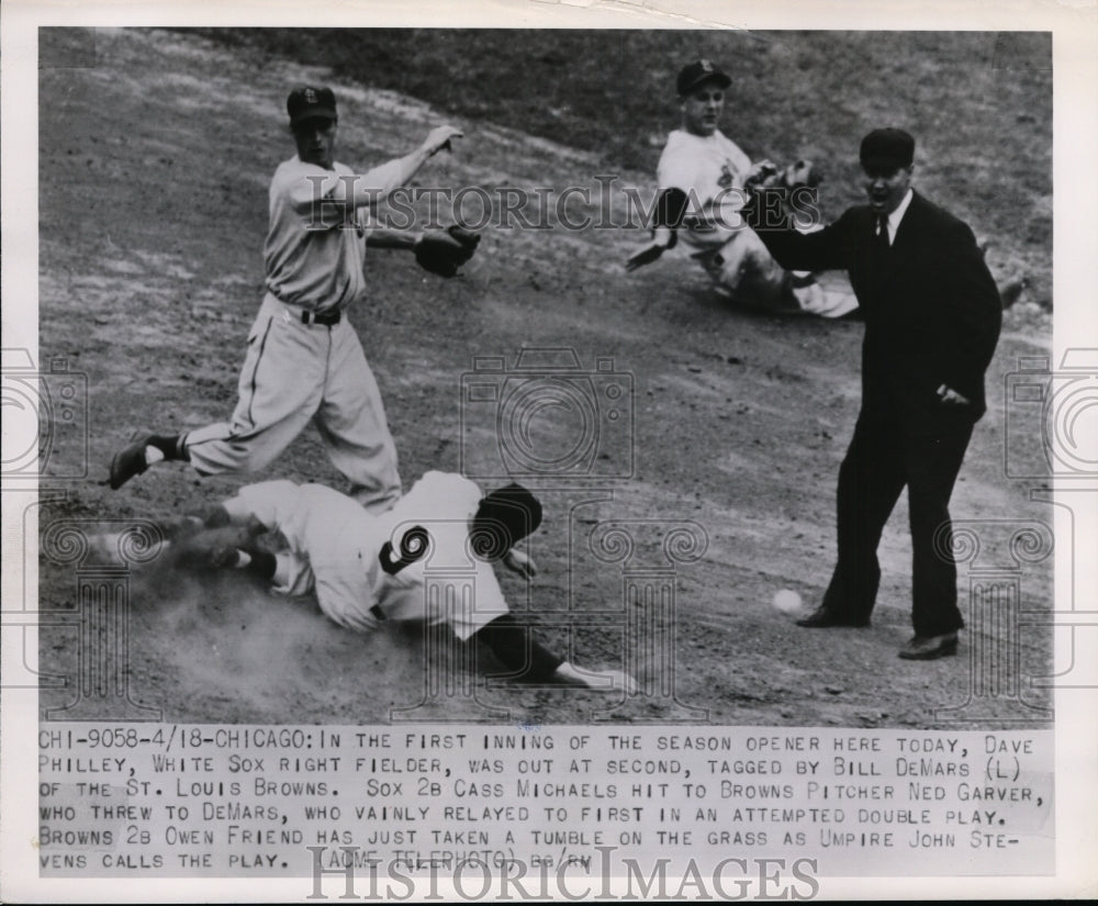 1950 Press Photo Dave Philley of White Sox out at 2nd vs Bill DeMars of Browns - Historic Images