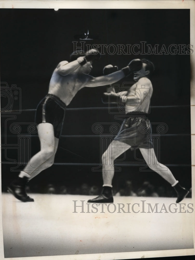 1936 Press Photo Lou Ambers vs Tony Canzoneri at Madison Square Garden - Historic Images