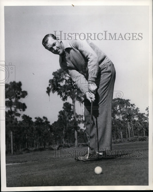 1939 Press Photo Fire Alarm Murphy of Yankee golfs in St Petersburg Florida- Historic Images
