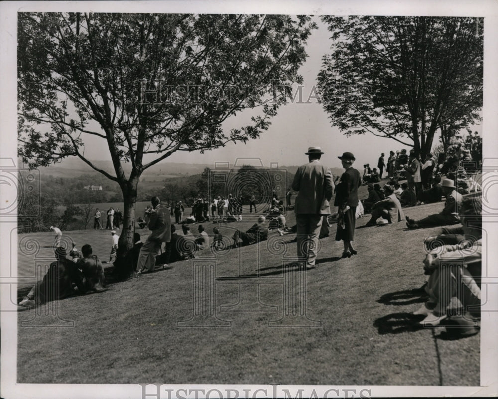 1937 Press Photo Gallery at National PGA Tournament in Pittsburgh PA - nes40232- Historic Images