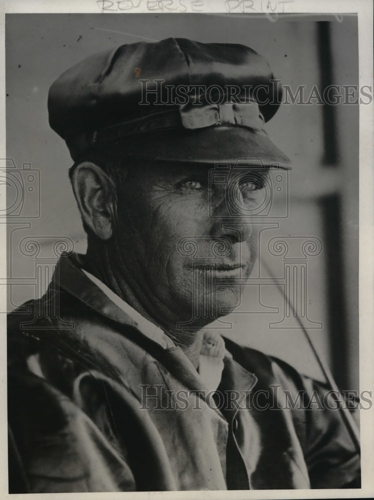 1934 Press Photo Fred Egen harness racer to pilot Vansandt at Cleveland track - Historic Images