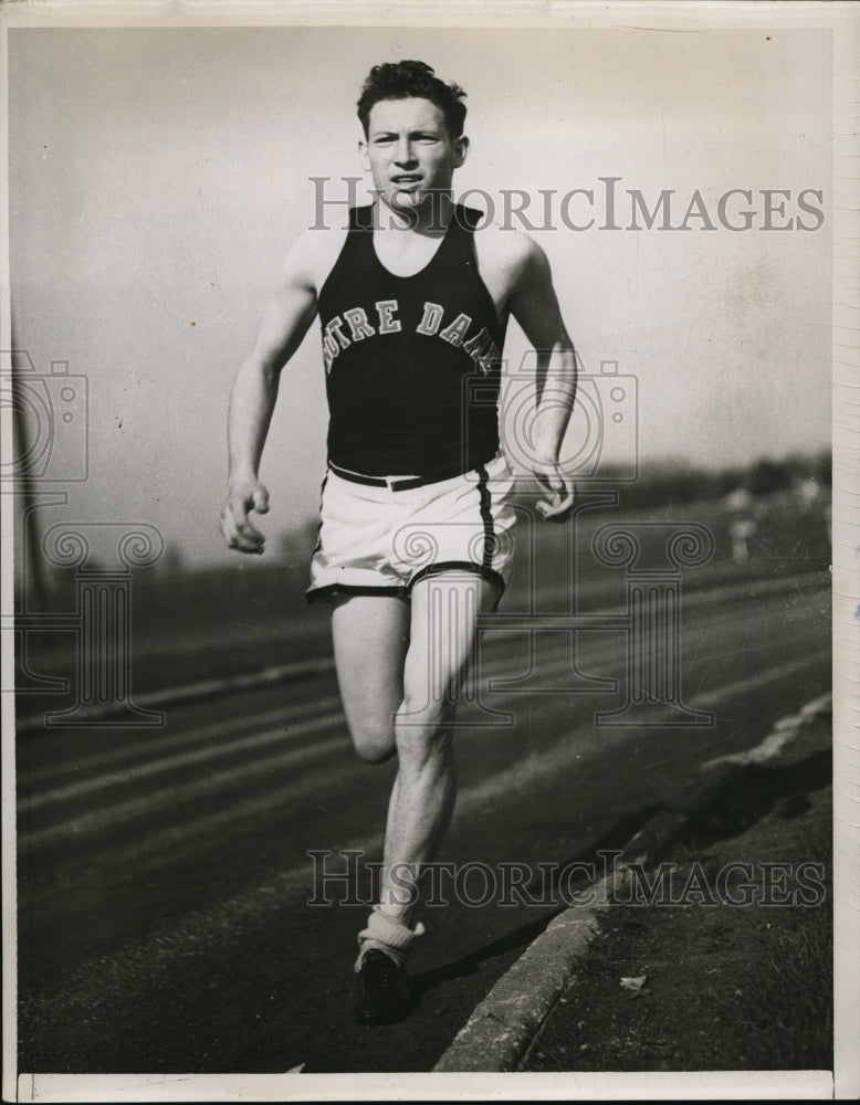 1939 Press Photo Captain Greg Rice of Notre Dame track team - nes42515 - Historic Images