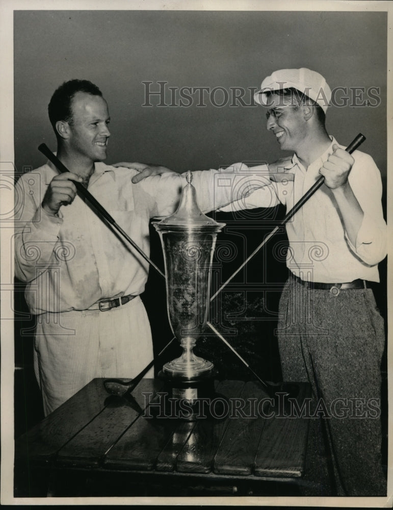 1941 Press Photo William Welch Jr&amp; Jack Lerns at National Public Links golf- Historic Images