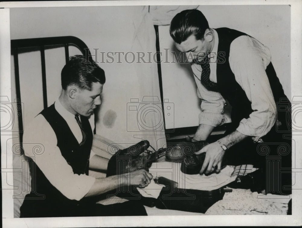 1938 Press Photo Buck Ross &amp; Bill Kalfass at Athletics spring training - Historic Images