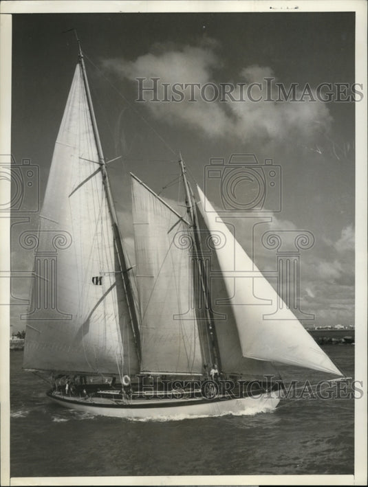 1938 Press Photo The San Cristobel schooner in Miami to Nassau race - nes43155 - Historic Images