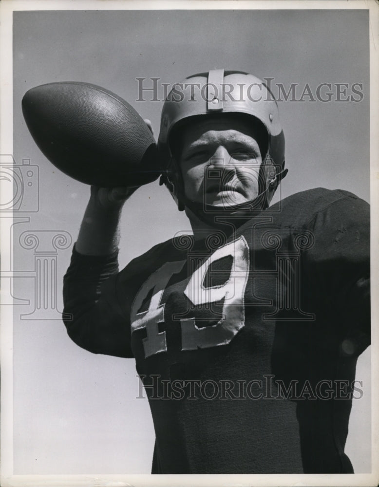 1952 Press Photo Don Evans left halback at University of Michigan football- Historic Images