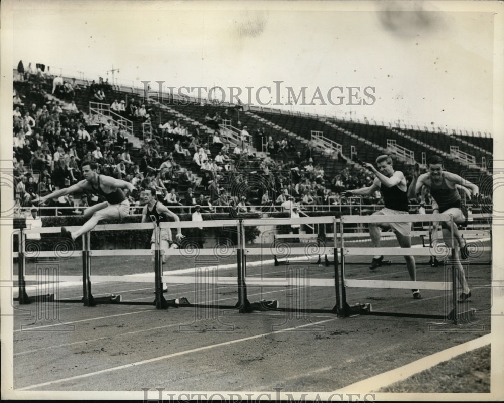 1938 Press Photo IC4A track 120 hurdles James Humphrey, Dave Cauffmann - Historic Images