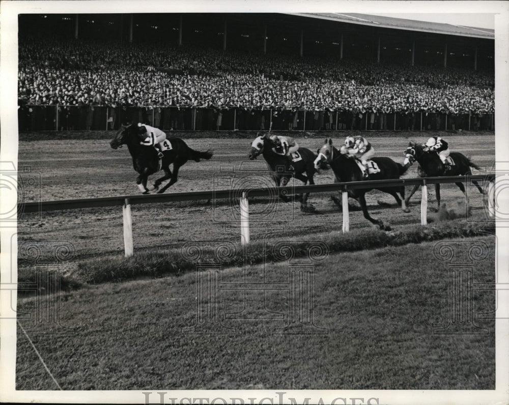 1941 Press Photo Robert Morris wins Excelsior Hdcp at Jamaica NY vs Corydon - Historic Images