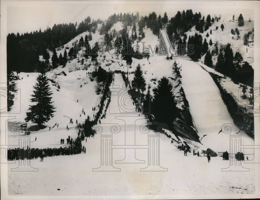 1936 Press Photo Garmisch Patkenkirchen German Olympic ski jump slopes- Historic Images