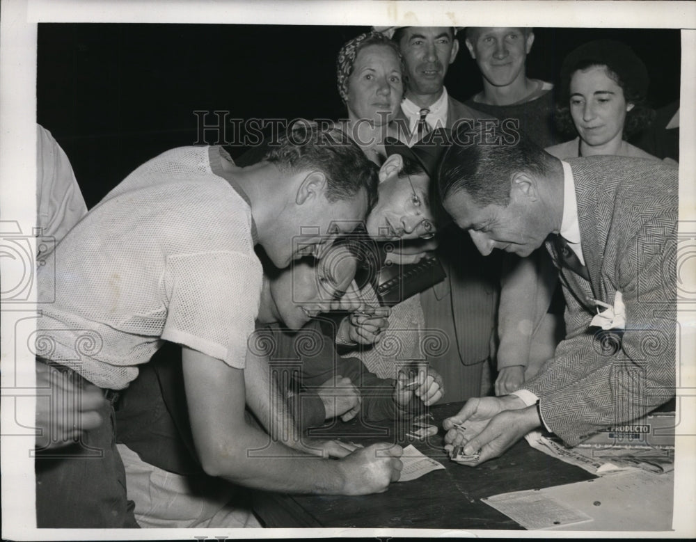 1939 Press Photo Gene Kunes at National Open in Miami turns in round of 66 - Historic Images