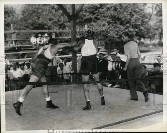 1936 Press Photo Jack Sharkey spars in training for Joe Louis bout - nes46299 - Historic Images