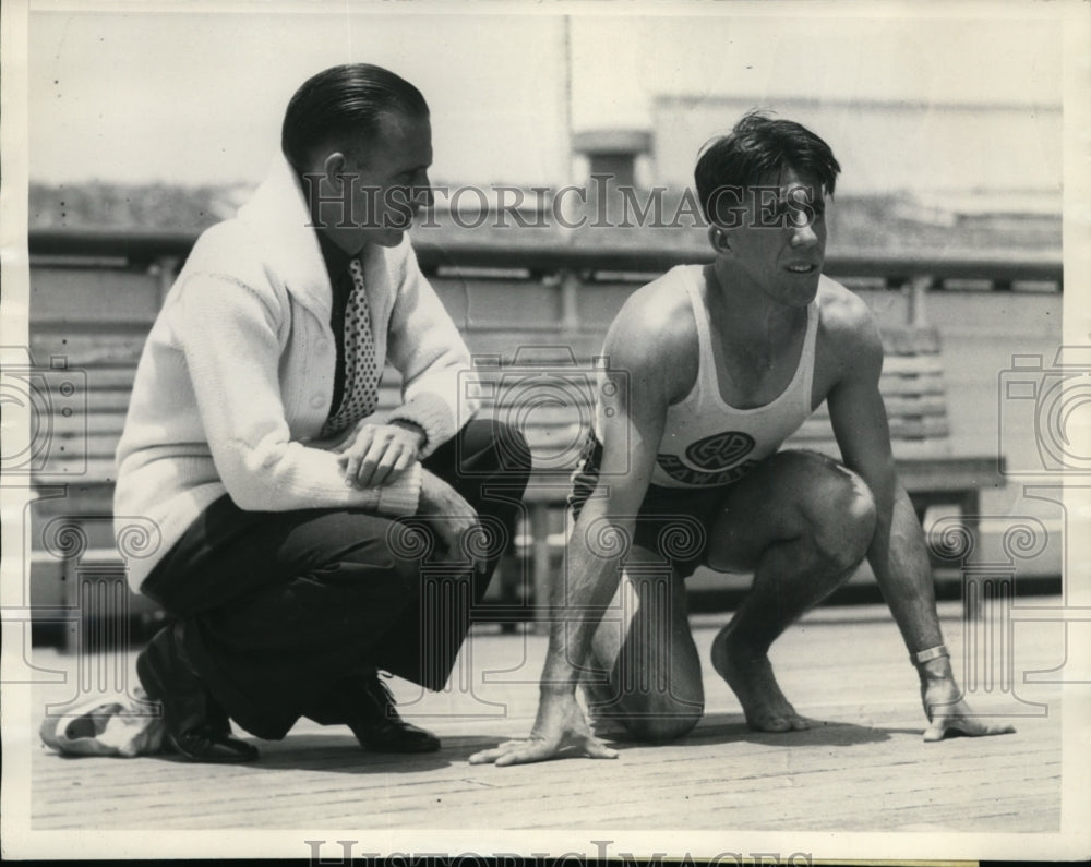 1936 Press Photo Walter Gouveia &amp; coach Burton Hooper of Hawaii in LA Olympics- Historic Images