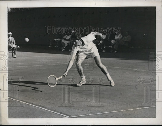 1938 Press Photo Bobby Riggs wins vs Frank Kovaks at Surf Club tennis in Fla - Historic Images