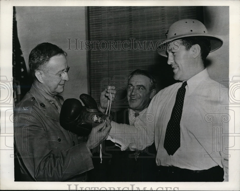 1942 Press Photo Tommy Loughran, Col W Dulty Smith &amp; Joe Smith in PA- Historic Images