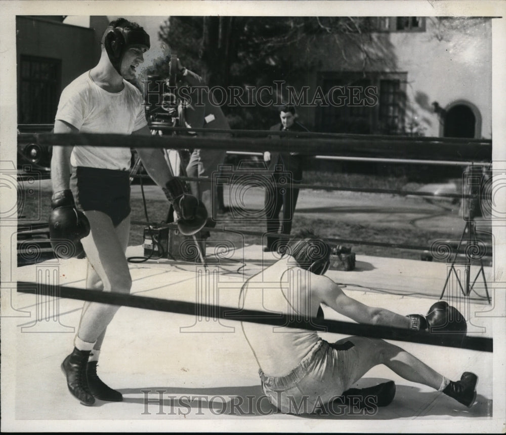 1936 Press Photo Lou Nova spars with Jimmy Smith training for Max Baer bout - Historic Images
