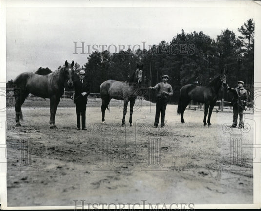 1937 Press Photo Carioca, Herald & Sister Chips at race training Pinehurst NC - Historic Images