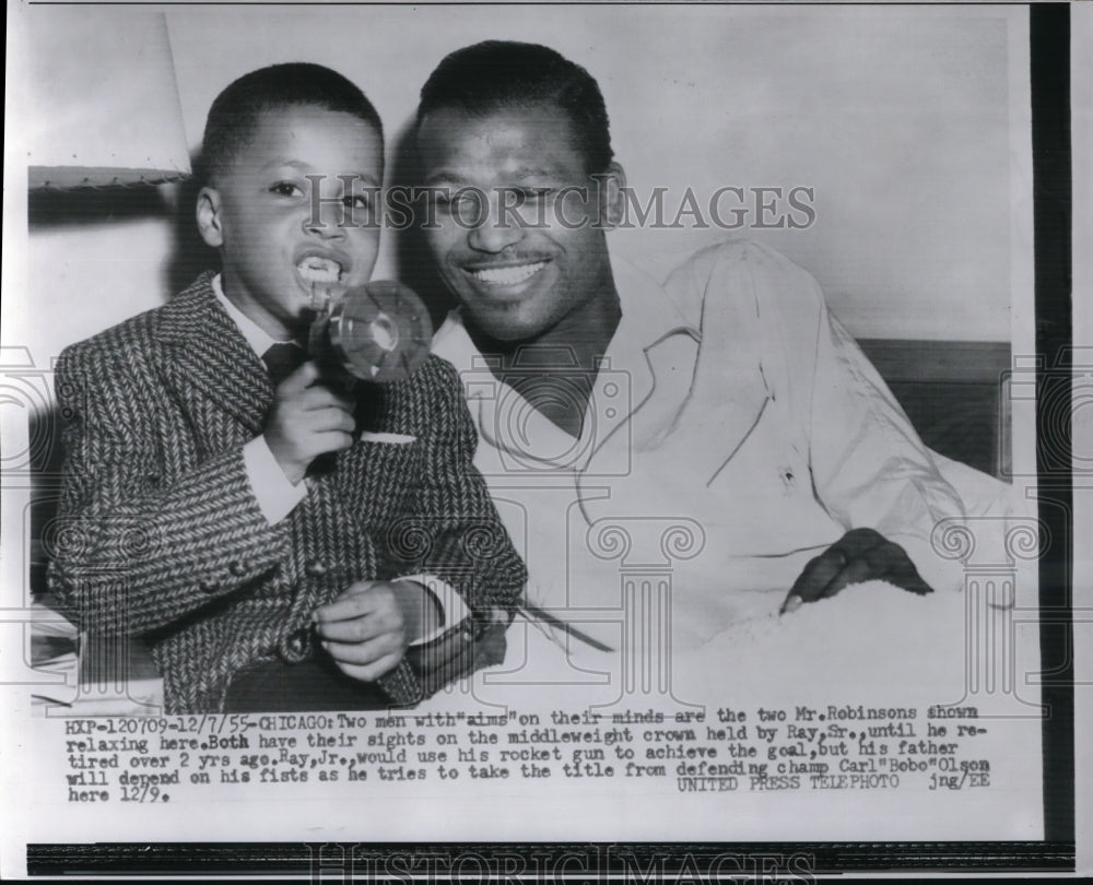 1955 Press Photo Sugar Ray Robinson &amp; son Ray Jr in Chicago Illinois- Historic Images