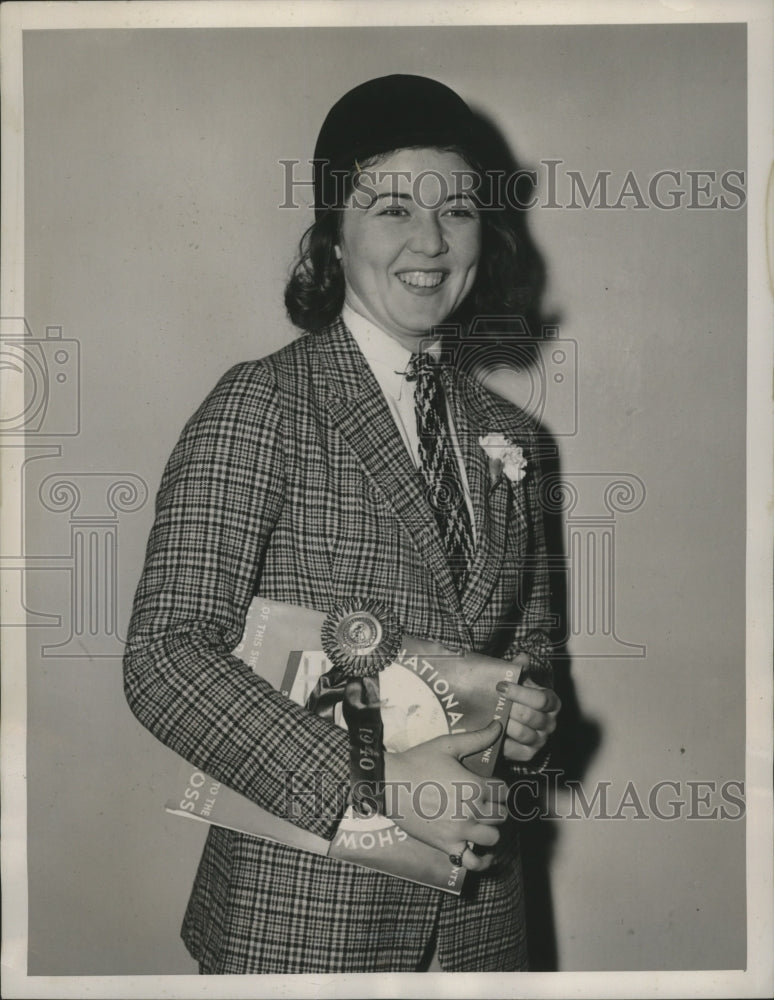 1940 Press Photo Jacqueline Galway rode Lord Highland at National Horse Show, NY- Historic Images