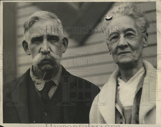 1930 Press Photo Mr & Mrs Charles A Lewis remarry 30 yearrs after divorce - Historic Images