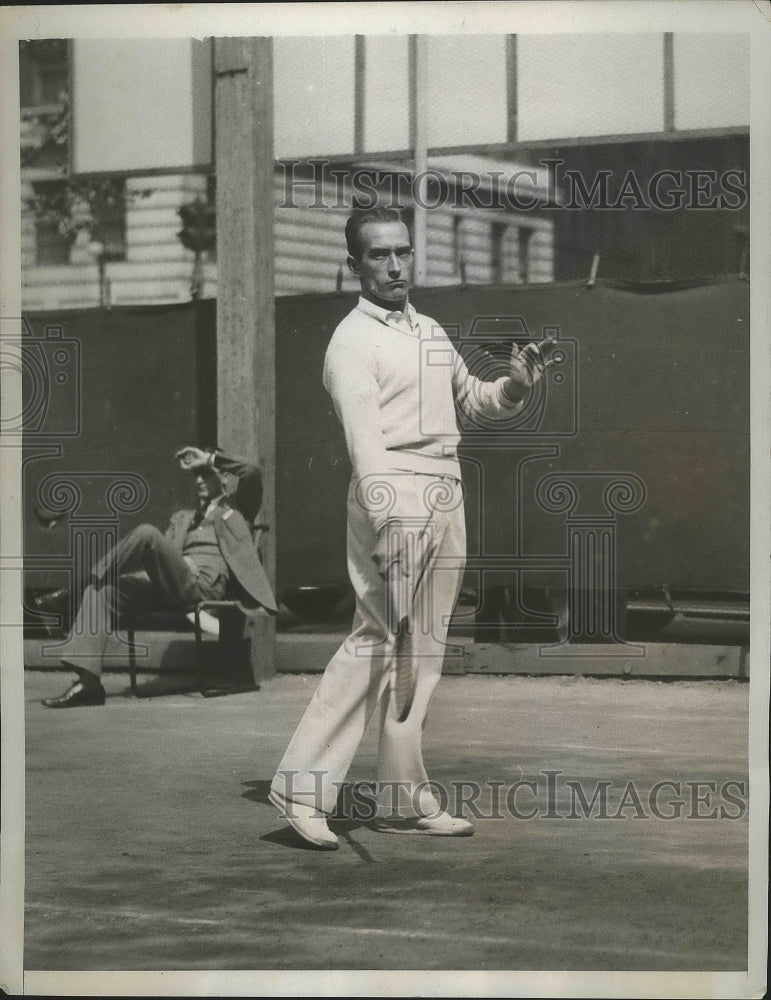 1934 Press Photo Frenchman Henri Cochet vs Cole Bradley at NY Eastern tennis - Historic Images