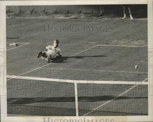 1939 Press Photo Adrian Quist vs John Doeg at National tennis Forest Hills NY - Historic Images