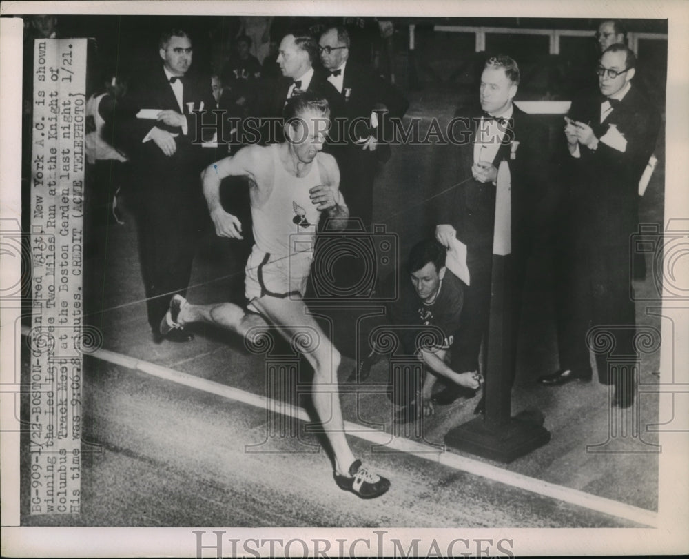 1950 Press Photo Manfred Wilt of NY AC wins Leo Larrivee 2 mile run in Boston- Historic Images