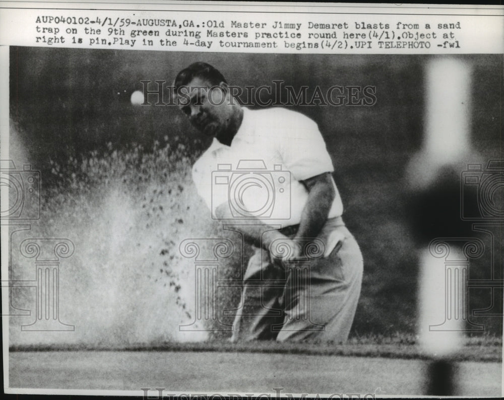 1959 Press Photo Jimmy Demarett in sand at Masters practice Augusta Ga- Historic Images
