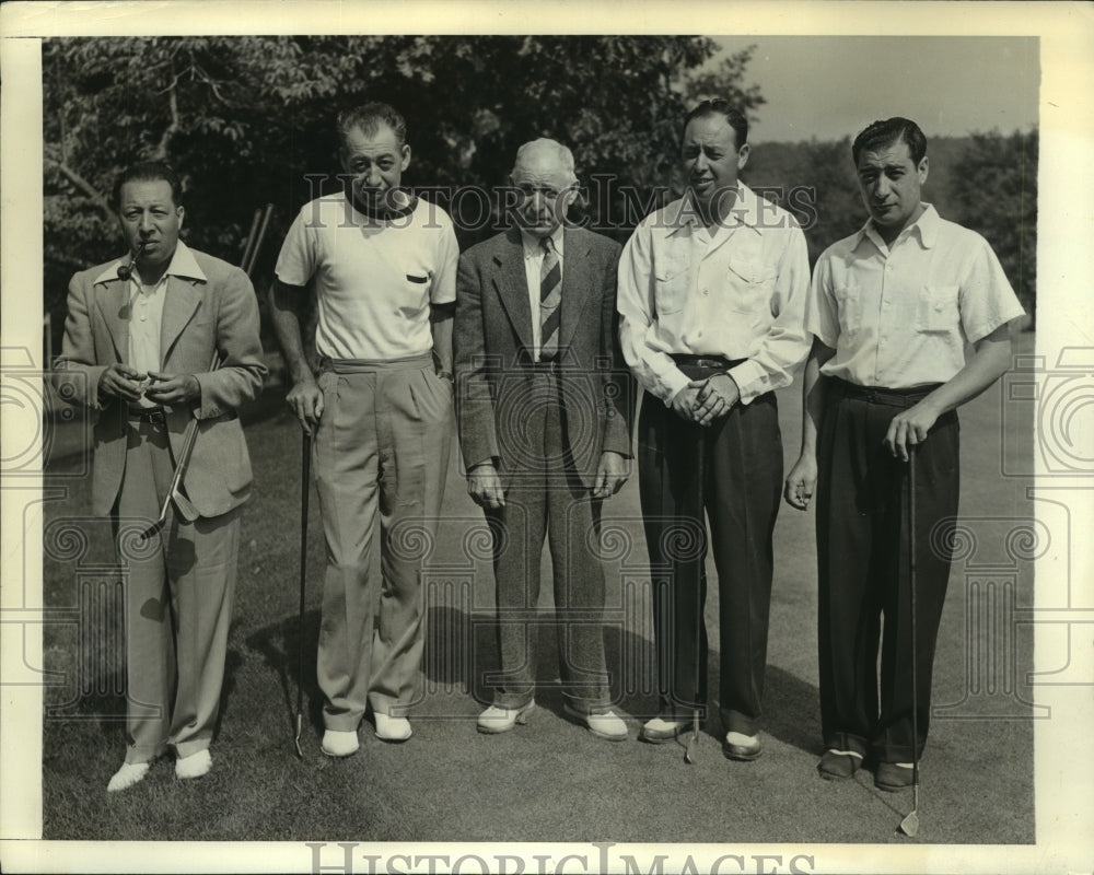 1941 Press Photo Famed Golfing Family Turnesas to Play Hole-In-One Tourney - Historic Images