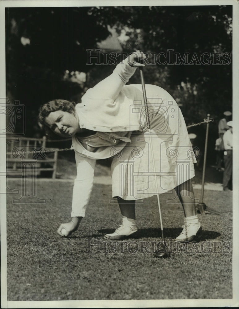 1934 Press Photo Estell Lawson prepares for U.S. Womens Golf Championship - Historic Images