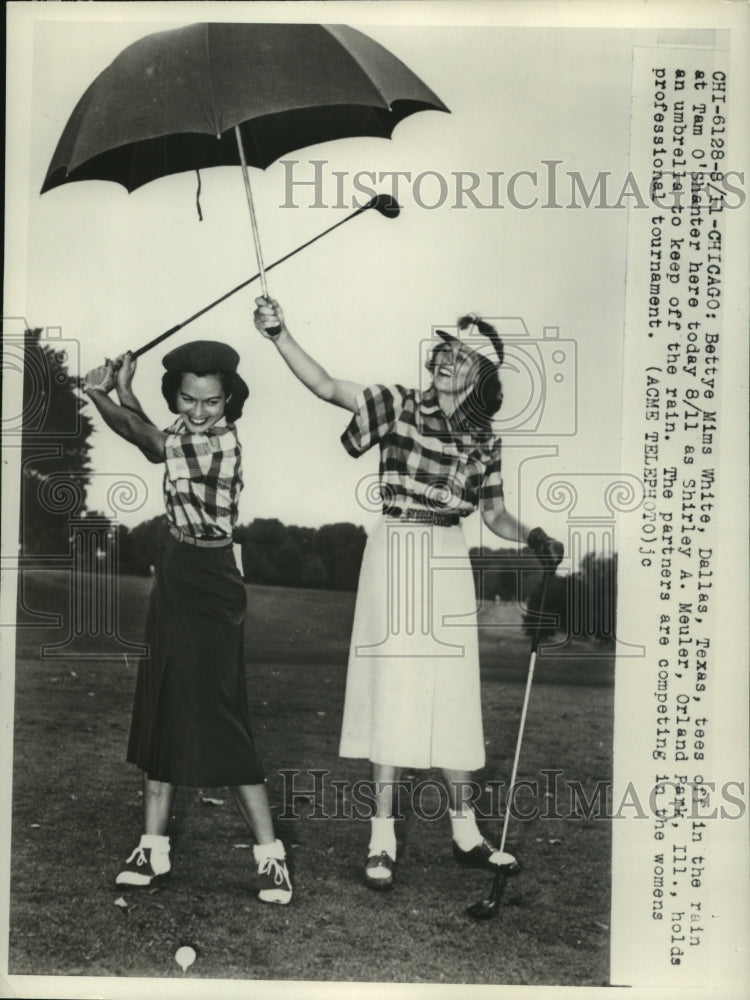 Bettye Mims White &amp;Shirley A.Meujer at Womens golf Tournament-Historic Images