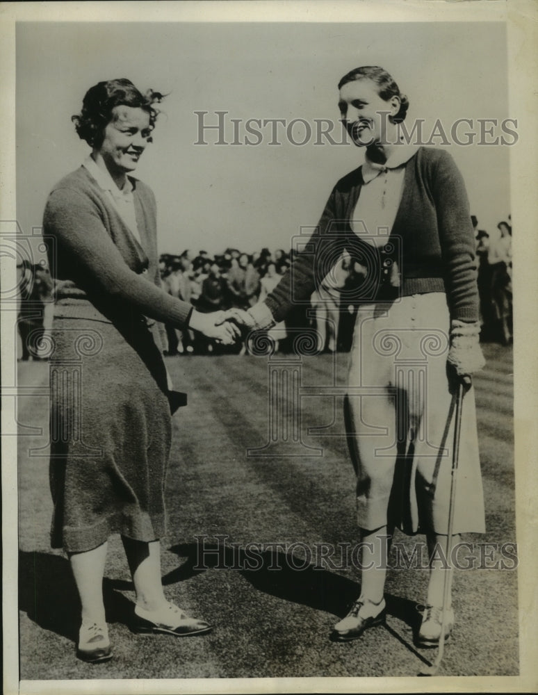 1936 Press Photo Pamela Barton congratulates Bridget Newell following match- Historic Images