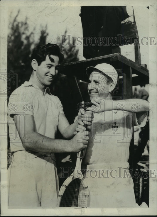 1939 Press Photo Bobby Riggs & Bryan (Bitsy) Grant at Miami Tennis Championships - Historic Images