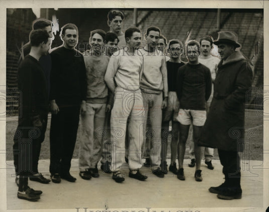 1929 Press Photo University of Pennsylvania track candidates & L Robertson - Historic Images