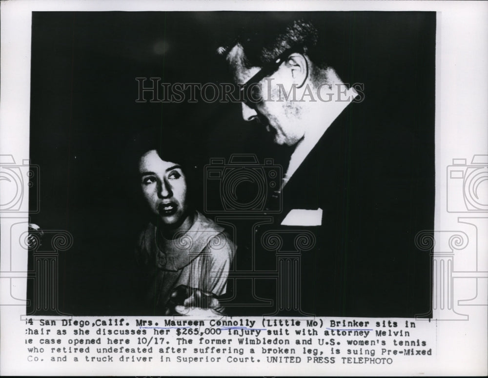 1955 Press Photo Mrs Maureen Connolly Brinker tennis champ &amp; attorney Melvin - Historic Images