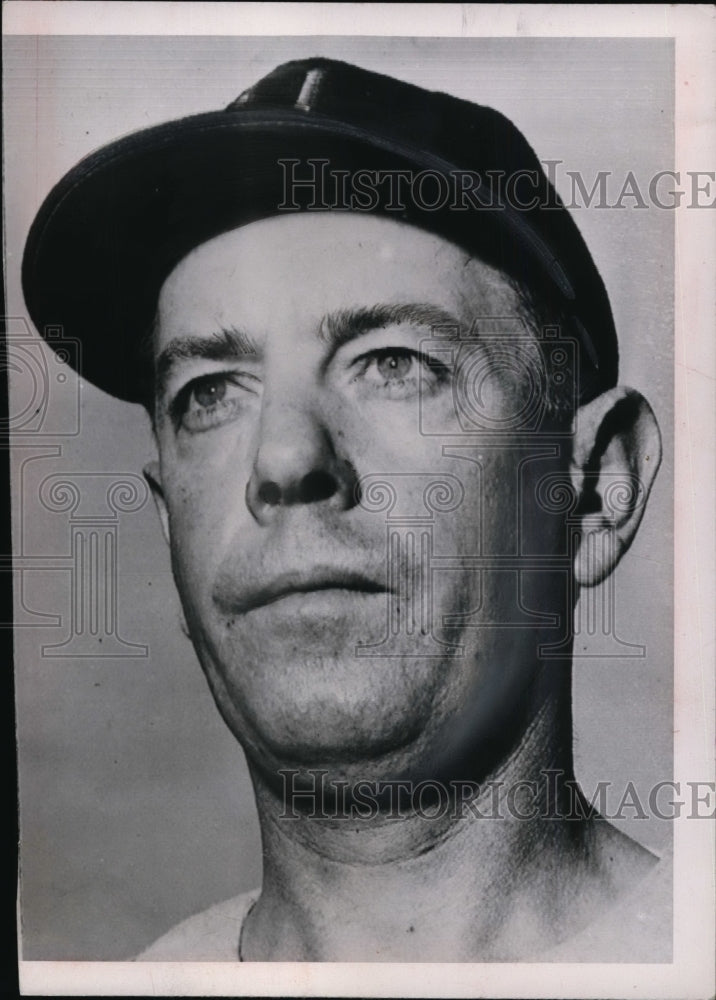 1952 Press Photo Te dLyons in a baseball uniform - net02390 - Historic Images