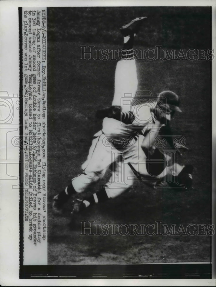 1956 Press Photo Reds Roy McMillan vs Braves Johnny Logan at Milwaukee game - Historic Images