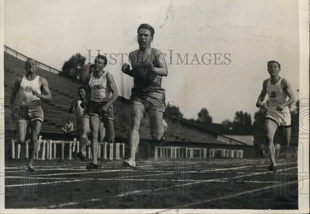 1928 Press Photo LA Athletic Club runner Charlie Paddock wins 300 yd race- Historic Images